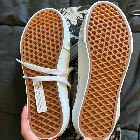 Vans. Men’s size 8. Brand new - Picture 2 of 4